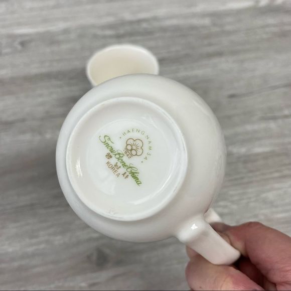 HAENGNAMSA SNOW BONE CHINA SET OF 2 Floral Cups - Picture 6 of 8